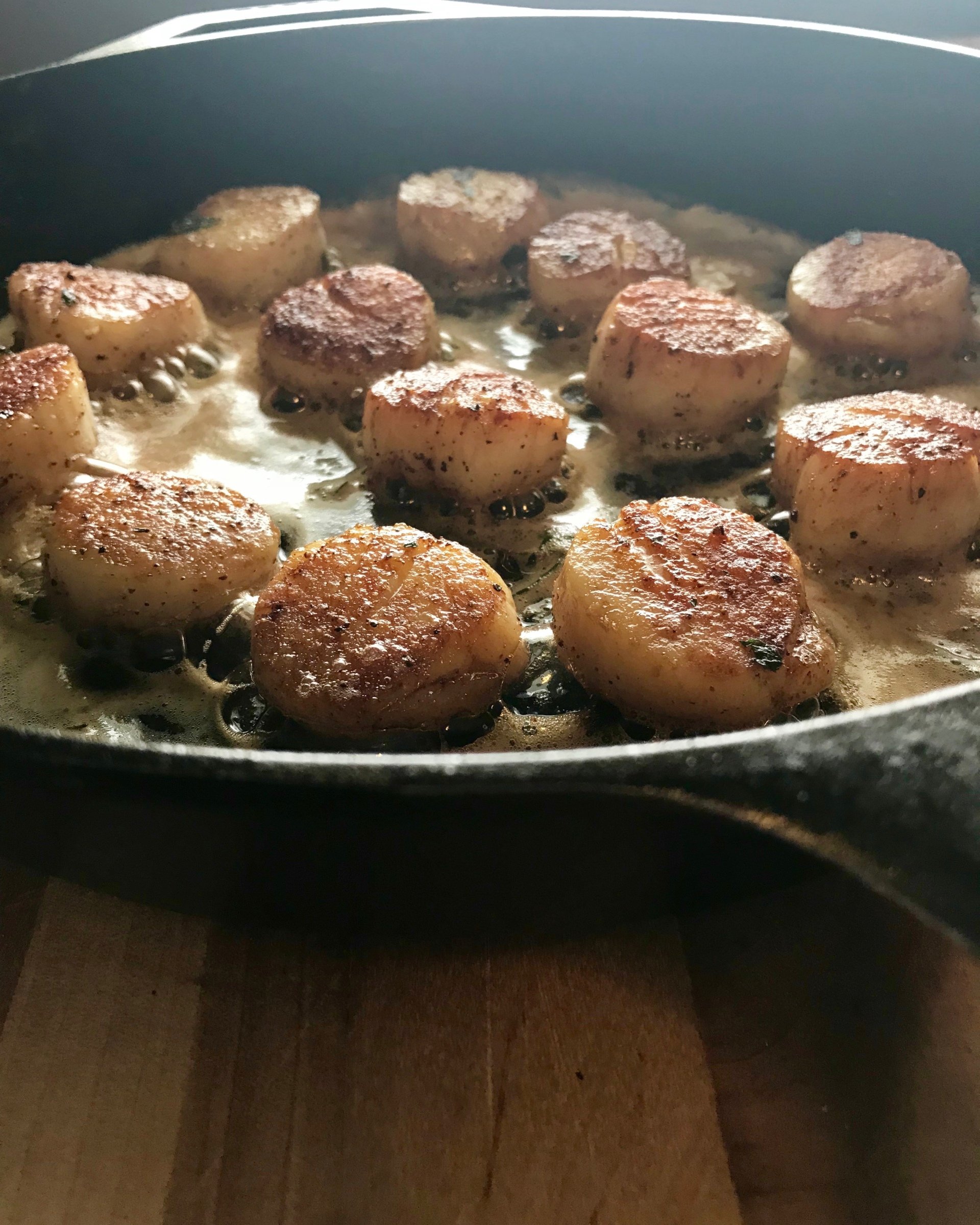 Lemon Butter Seared Scallops