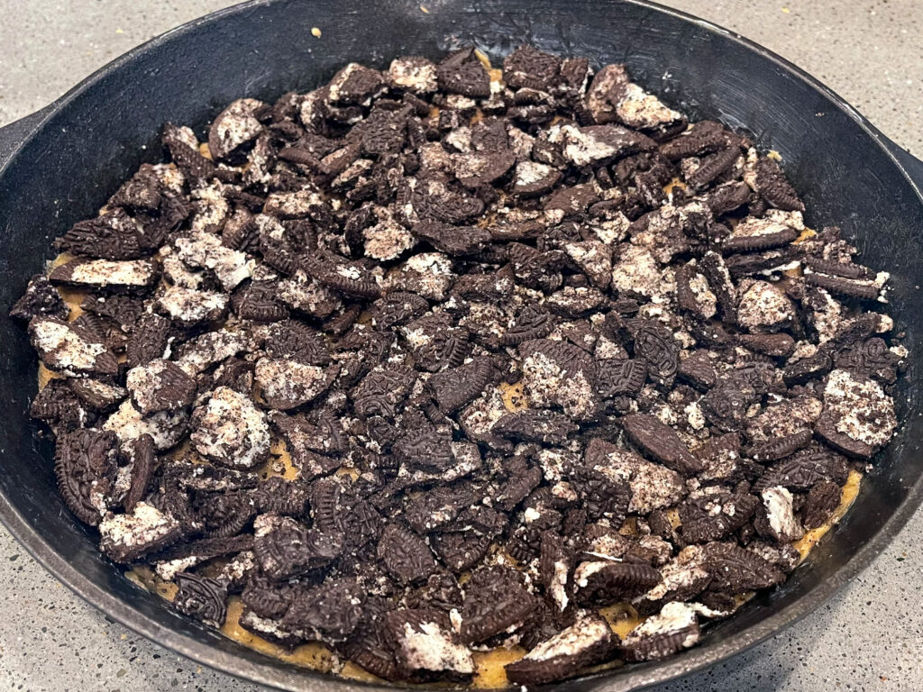 Skillet Cookie (Pizookie) - Dutch Oven Daddy - Cast Iron Living