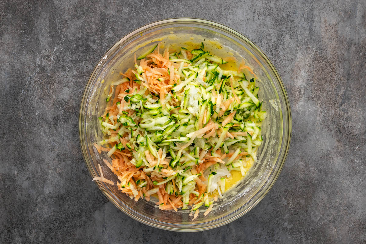 All of the ingredients mixed together in a bowl.