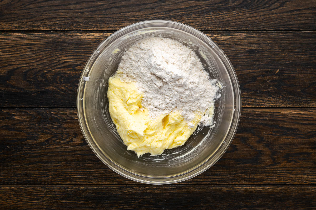 Flour, baking powder, salt, and nutmeg added to the batter.